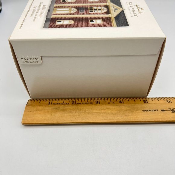 Hallmark Keepsake PUBLIC LIBRARY Ornament Special Edition 2012 New In Box - Picture 6 of 7